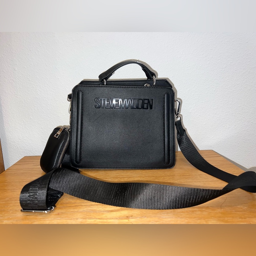 Steve Madden purse